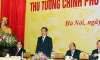 Primer ministro vietnamita dialoga con empresarios nacionales