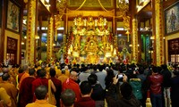 Destacan velada: “Vesak sagrado” en Ciudad Ho Chi Minh