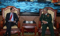 Vietnam y Estados Unidos fortalecen la cooperación en materia de defensa