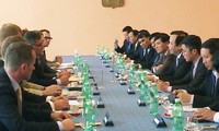 De visita en República Checa delegación parlamentaria vietnamita