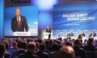 Putin considera fuertes factores garantizando la estabilidad económica de Rusia