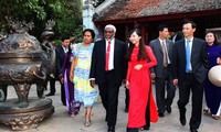 Concluye primer ministro de Vanuatu fructífera visita a Vietnam