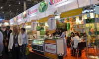 Promueven productos alimentarios vietnamitas en Francia 