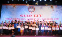 Intercambian jóvenes de Vietnam y China