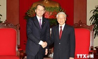 Máximo jefe político de Vietnam recibe al presidente de Duma del Estado ruso