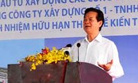 Premier vietnamita exhorta a construcción de hospitales Ciudad Ho Chi Minh