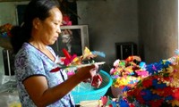 Pueblos tradicionales apurándose en vista del Tet