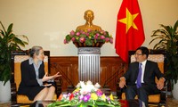 Recibe vice primer ministro vietnamita a embajadora holandesa