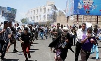 Insurgentes Houthi ocupan la tercera mayor ciudad de Yemen