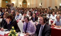 Foro Empresarial por el Desarrollo Sostenible de Vietnam 2015