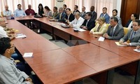 Reanudan guerrilla y gobierno colombiano negociación de paz