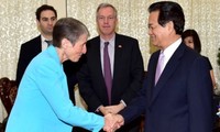 Primer ministro vietnamita se reúne con secretaria del Interior de Estados Unidos