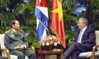 Vietnam y Cuba ratifican interés de impulsar la cooperación en defensa