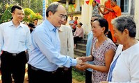 Presidente del Frente de la Patria en la Fiesta de la Gran Unidad Nacional de Tra Vinh