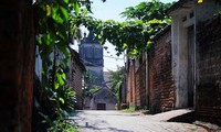 La aldea antigua de Duong Lam en otoño