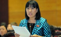 Parlamento vietnamita continúa con debates sobre enmiendas a Ley de Prensa