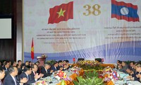 Comienza la 38 cita de su Comité Intergubernamental de Cooperación Vietnam - Laos