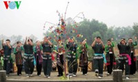 Ambiente festivo en zonas montañosas de Vietnam