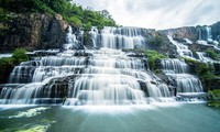 Cascadas magníficas en Lam Dong