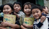 Radioteatro para niños Mong en Ha Giang