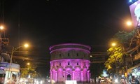 Los Países Bajos iluminan la torre de agua Hang Dau en Hanoi