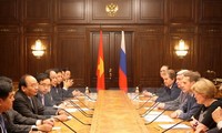 Premier vietnamita se reúne con presidente de la Duma Estatal de Rusia