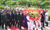 Continúan actividades del presidente vietnamita en Laos