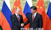 Rusia y China firman más de 30 acuerdos de cooperación