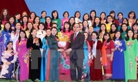 Clausuran XII Congreso de la Unión de Mujeres de Vietnam