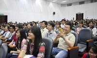 Jóvenes vietnamitas contribuyen al desarrollo económico nacional