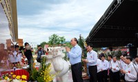 Homenajean a los vietnamitas por sus grandes sacrificios a la Patria