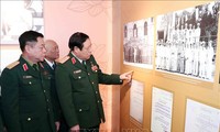 Exposición sobre generales del ejército vietnamita capta atención del público