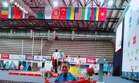 Atletas vietnamitas ganan tres medallas de oro en Campeonato Mundial Juvenil