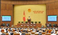 Piden aumentar la tasa de diputados a tiempo completo de Vietnam a 40%