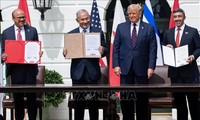 Israel firma un acuerdo de normalización de relaciones con EAU y Bahréin