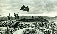 La gloriosa victoria de la campaña de Dien Bien Phu en canciones