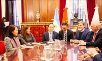 Hanói impulsa la cooperación multisectorial con Argentina