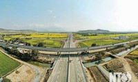 Ninh Thuan se esfuerza por perfeccionar un sistema de infraestructura moderno y sincrónico 