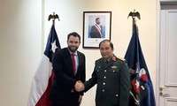 Vietnam y Chile refuerzan la cooperación en misiones de paz