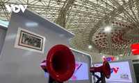 La Voz de Vietnam se suma a exposición sobre logros del país en 80 años de historia