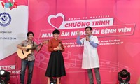 Mang âm nhạc đến bệnh viện