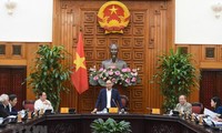 Le comité de rédaction de l’histoire du gouvernement se réunit sous l’égide de Nguyên Xuân Phuc