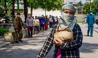 Hanoï fournit de la nourriture aux travailleurs pauvres