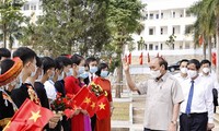 Nguyên Xuân Phuc en visite dans la province de Yên Bai