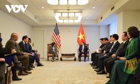 Pham Minh Chinh rencontre Gina Raimondo