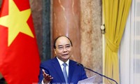 Nguyên Xuân Phuc rencontre l’Association générale de la construction du Vietnam