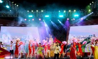 Programme artistique en l’honneur des 80 ans du Programme sur la culture vietnamienne