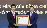 Lê Minh Khai assiste au dixième anniversaire de la fondation de Samsung à Thai Nguyên