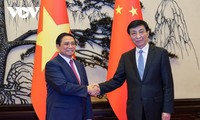 Pham Minh Chinh rencontre Wang Huning