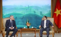 Pham Minh Chinh rencontre Mathias Cormann